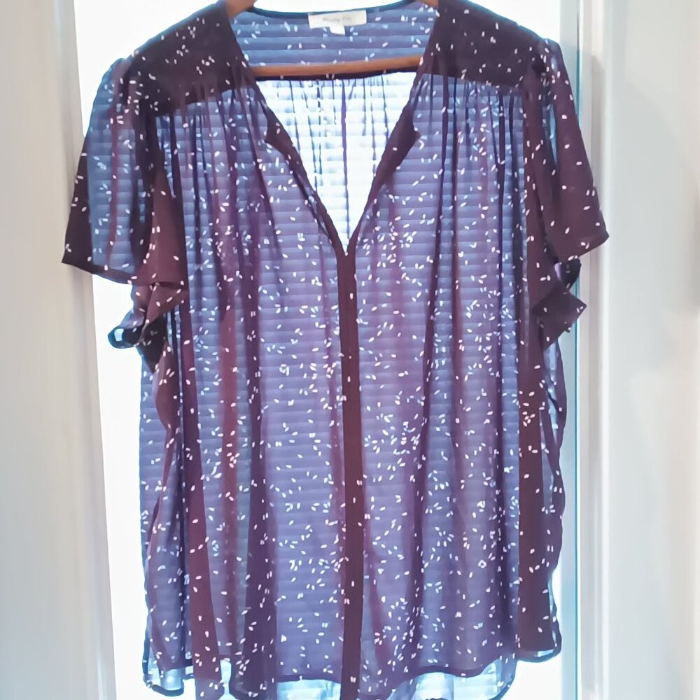 Monday Fun Womens Plum White Spec Blouse 2X Short Sleeve Lightweight Top 🌷